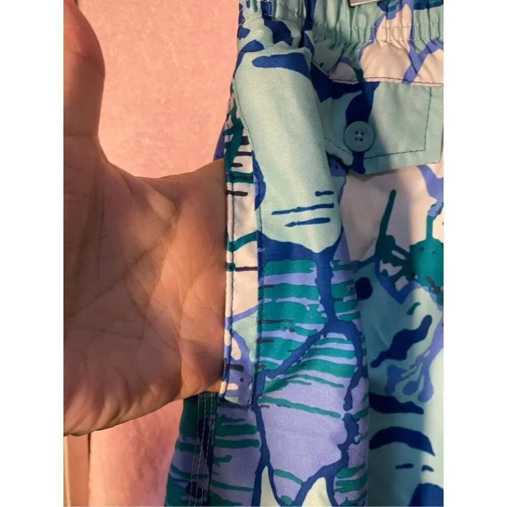 Nat Nast Men’s Hawaiian Print Blue & White Swimsuit.Trunks size  XXL